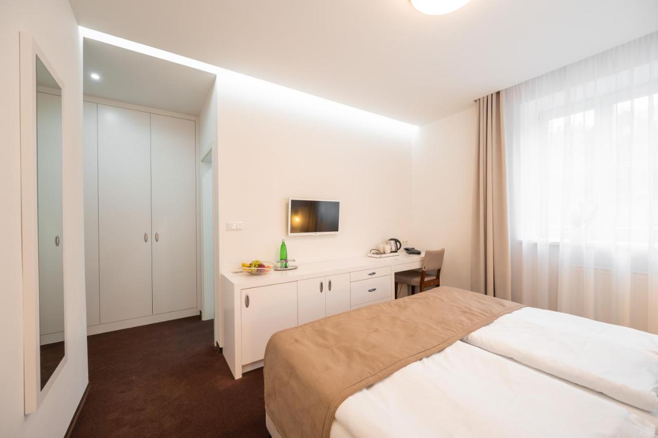 Hotel Vila Viola Luhačovice Eksteriør bilde