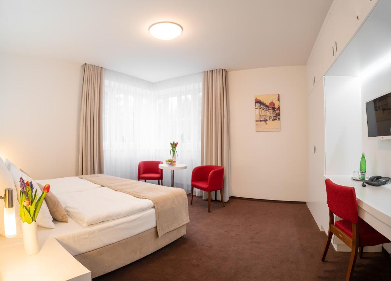 Hotel Vila Viola Luhačovice Eksteriør bilde